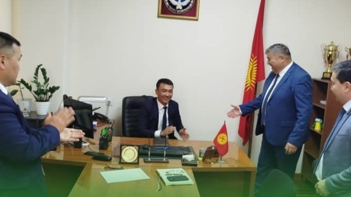 Азамат Саралаев назначен директором Службы по земельному и водному надзору
