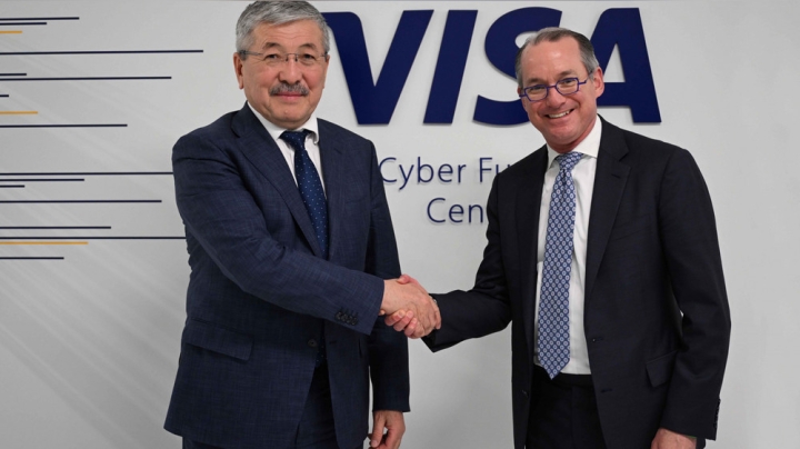 Глава Кабмина встретился с руководителями Starlink, Visa, Boeing, IBM и других американских компаний