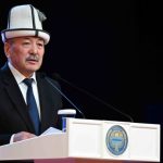 Председатель Кабмина Касымалиев поздравил банковских работников с профессиональным праздником