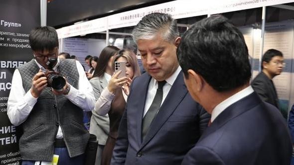 ef8b5e6e0ce566a7e85b973e622bc737