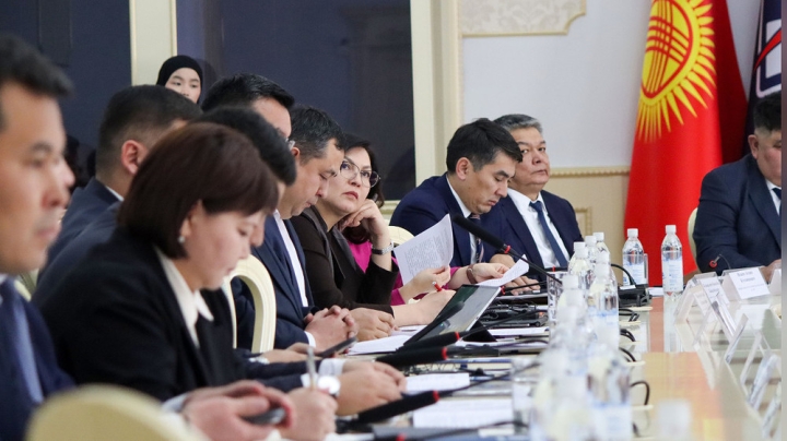 aa51699b7e2c248e3e6a132002267a1e