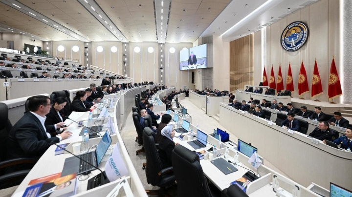 f08b04c927f6742776f215ffee04c46e