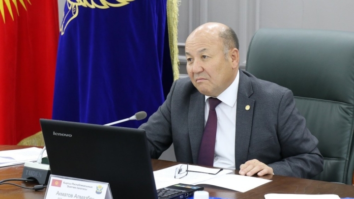 819216305dad5b90ee882cca29995d99