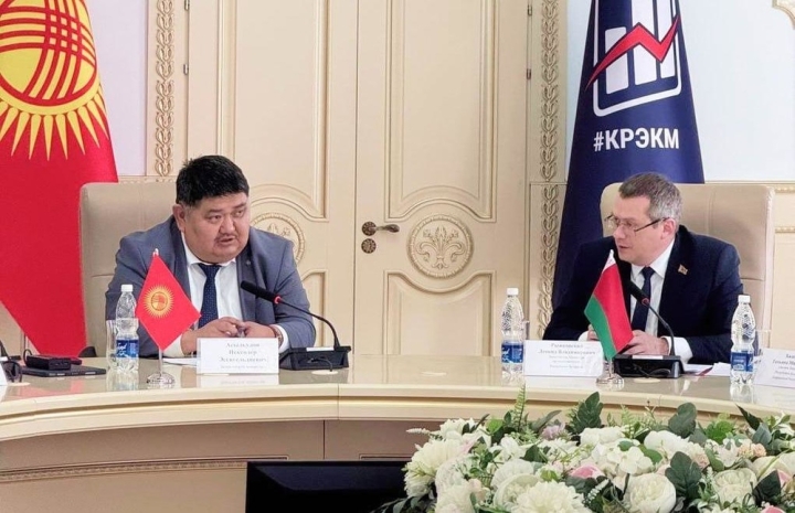 cf2a3e4a6d34629bb577f19f89d1c3e0